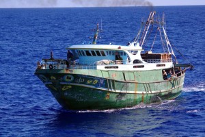 Immigrazione:team San Marco controlla peschereccio egiziano