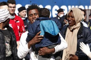 Immigrazione: a Trapani migranti soccorsi a largo Lampedusa