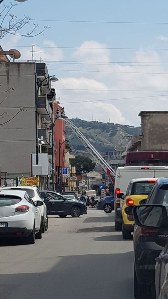 Reggio Calabria Traffico In Tilt Sulla Via Nazionale A Gallico Vigili 