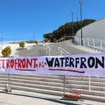 striscione protesta waterfront