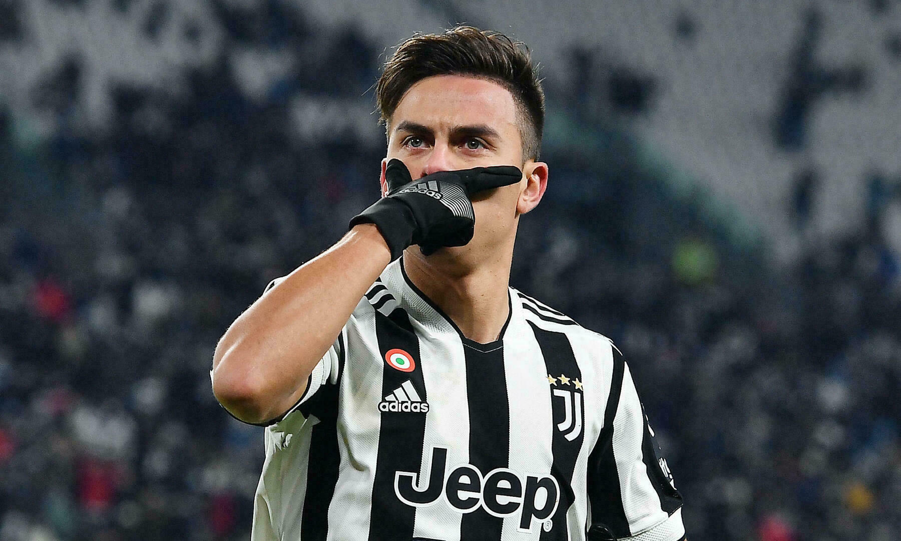 Juventus-Napoli, giocatori in campo con le mascherine? L'apertura dall'Asl  di Torino: l'ipotesi per evitare ulteriori quarantene | StrettoWeb