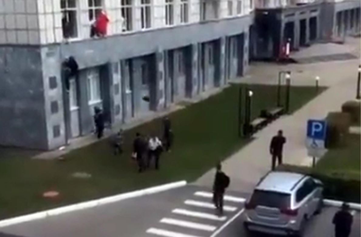 sparatoria in università russia