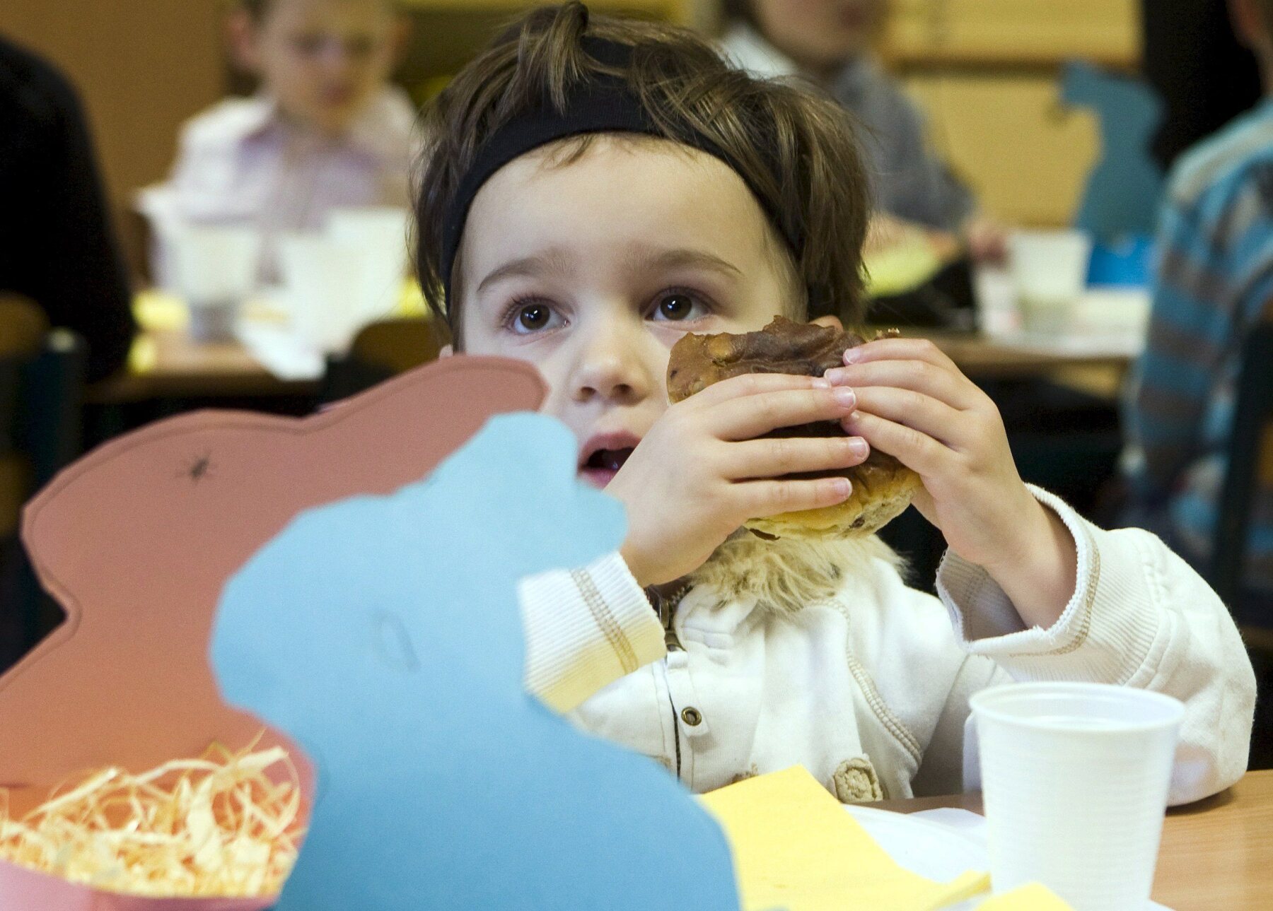 Bambini colazione merenda scuola