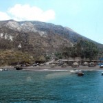 Spiaggia-sabbia-nera-vulcano