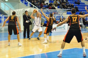 Fortitudo-vs-Viola-una-fase-di-gioco