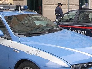 Polizia_Carabinieri_macchine_Adn--400x300