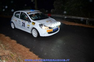 547489_597194243657278_718250341_n