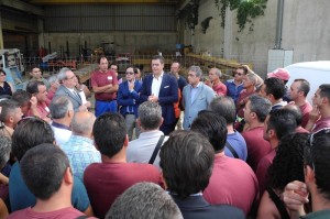 Il Presidente Scopelliti con gli operai della Multiservizi2