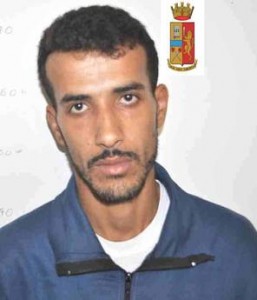 Immigrazione: sbarco dell'8 ottobre 2013 di 128 siriani a Pozzillo, arrestato presunto scafista egiziano