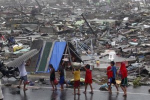 ++ Filippine:tifone Haiyan;10.000 vittime, prime stime ++