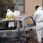 Corpi carbonizzati:uno era in cofano auto, ridotti scheletri