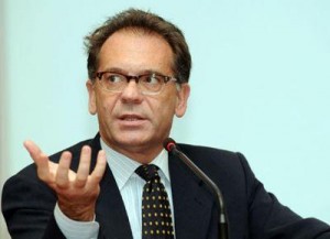 alessandro-cecchi-paone-ape1