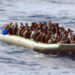 Immigrazione: Marina soccorre 6 imbarcazioni, 1.000 migranti