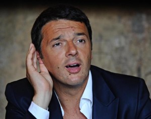 Il sindaco Matteo Renzi nel corso del suo intervento a Pitti Uomo. Firenze,19 giugno 2013. ANSA/MAURIZIO DEGL'INNOCENTI