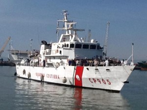 Nave peluso con 266 a bordo a Catania - DA MAURIZIO D'ARRO'