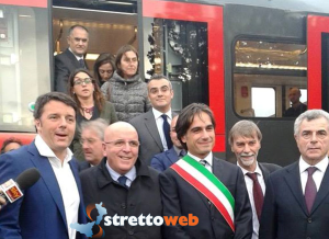 Renzi reggio visita