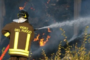 vigili-del-fuoco-in-azione-300x200
