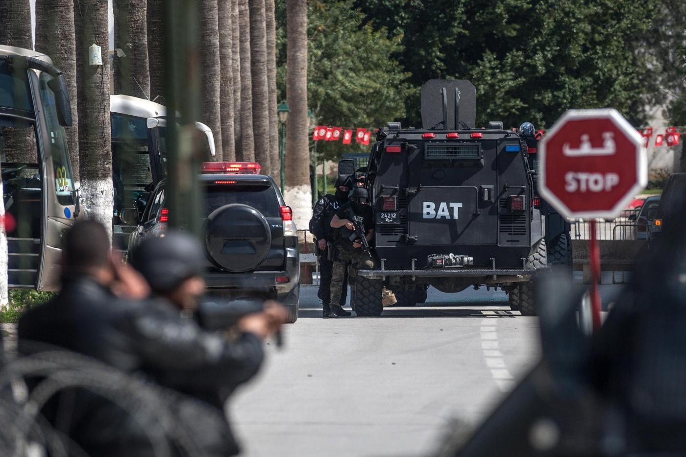 Terrore a Tunisi – Attacco al Museo Bardo – L’arresto di uno dei terroristi