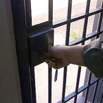 aprire porte del carcere