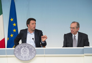 Matteo Renzi e Pier Carlo Padoan