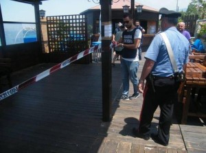 particolare dell'apposizione sigilli