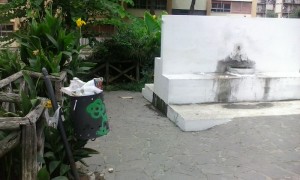 Foto 7.9.17  Botteghelle fronte scuola media Larizza
