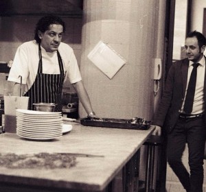 Francesco Mazzei in cucina con Michele Rizzo