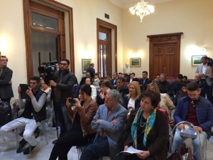 conferenza petizione popolare salviamo l'aeroporto (6)