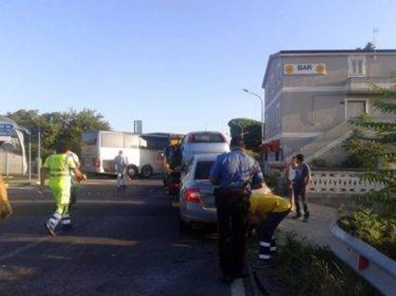 Tragico incidente sulla SS106 in Calabria, due morti e 4 feriti [NOMI ...