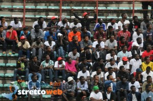 migranti-allo-stadio-1