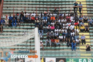 migranti-allo-stadio-2