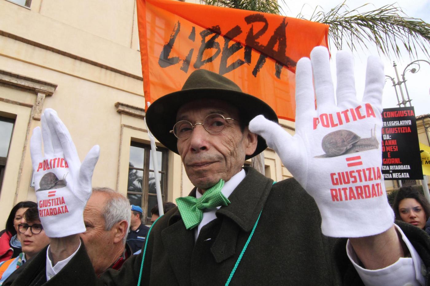 Giornata della memoria, corteo a Locri per le vittime di mafia