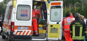 ambulanza-e-vigili-del-fuoco