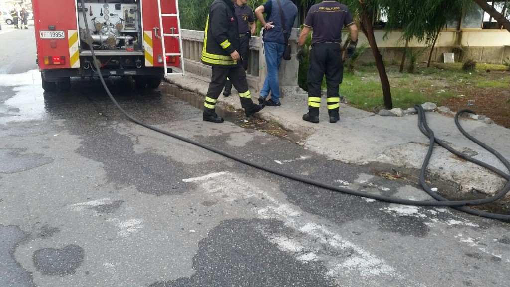incendio reggio calabria