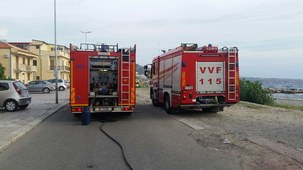 incendio reggio calabria