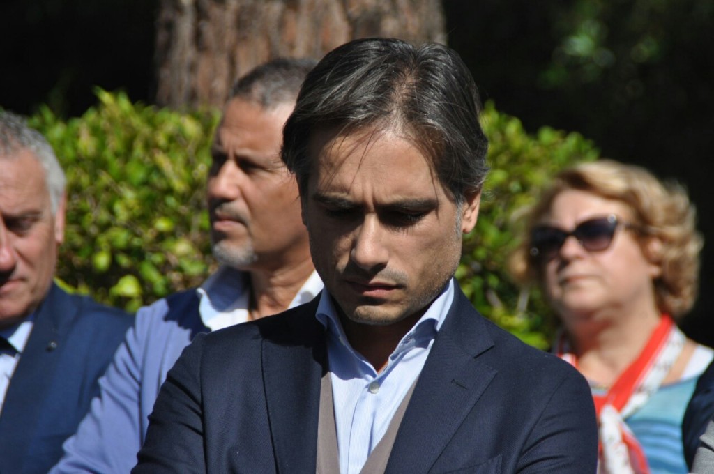 intitolazione via travia