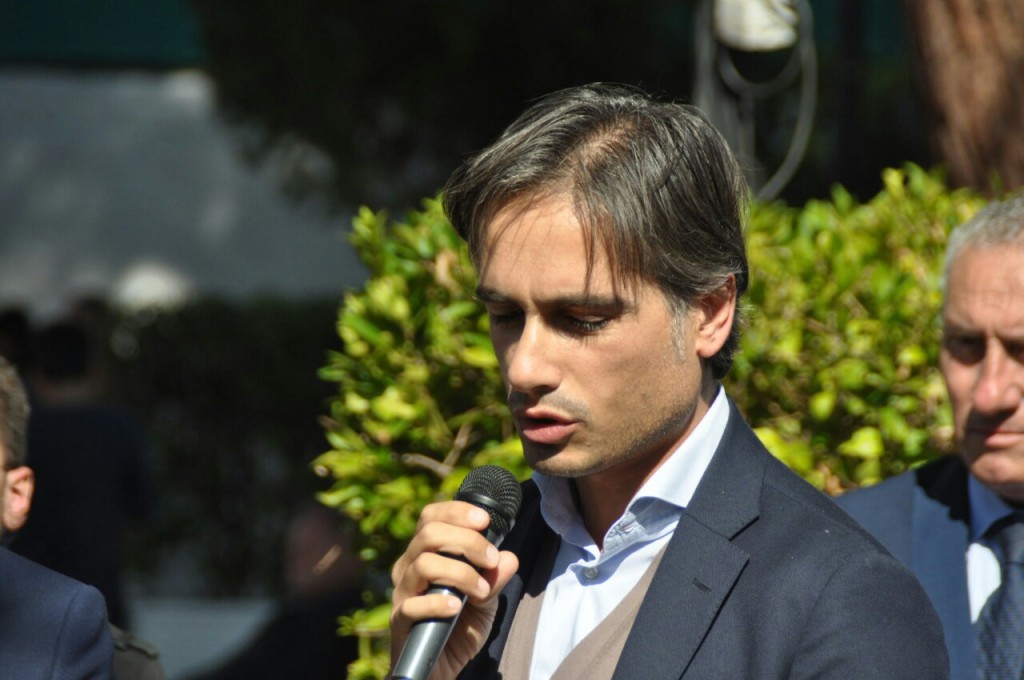 intitolazione via travia