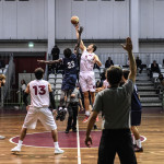 La contesa iniziale fra Fall e Skurdauskas