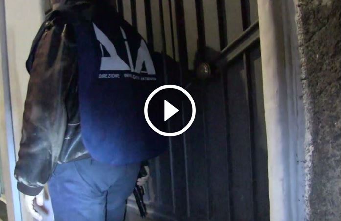 gestione rifiuti dia catania arresti