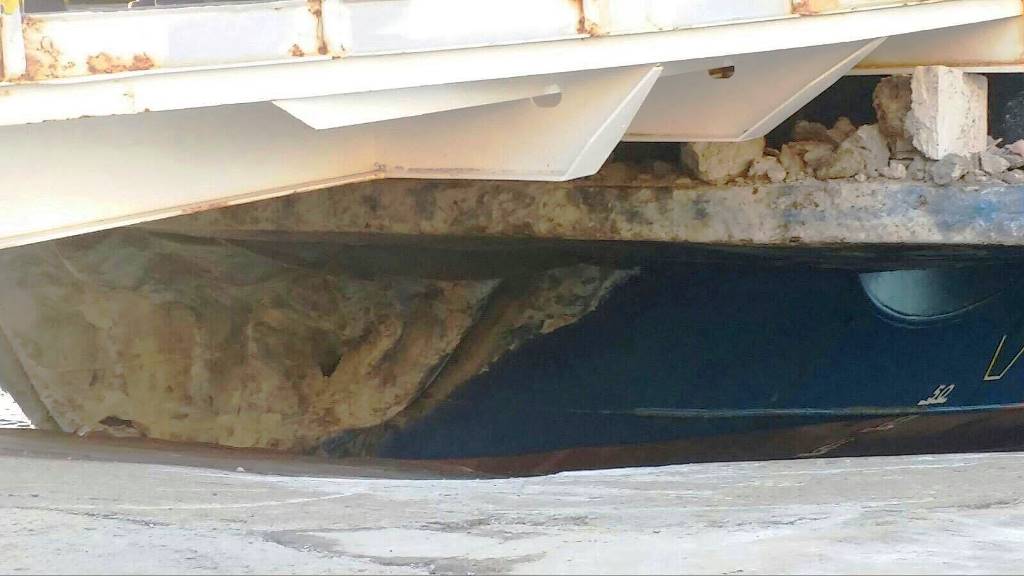 incidente traghetto villa san giovanni (1)