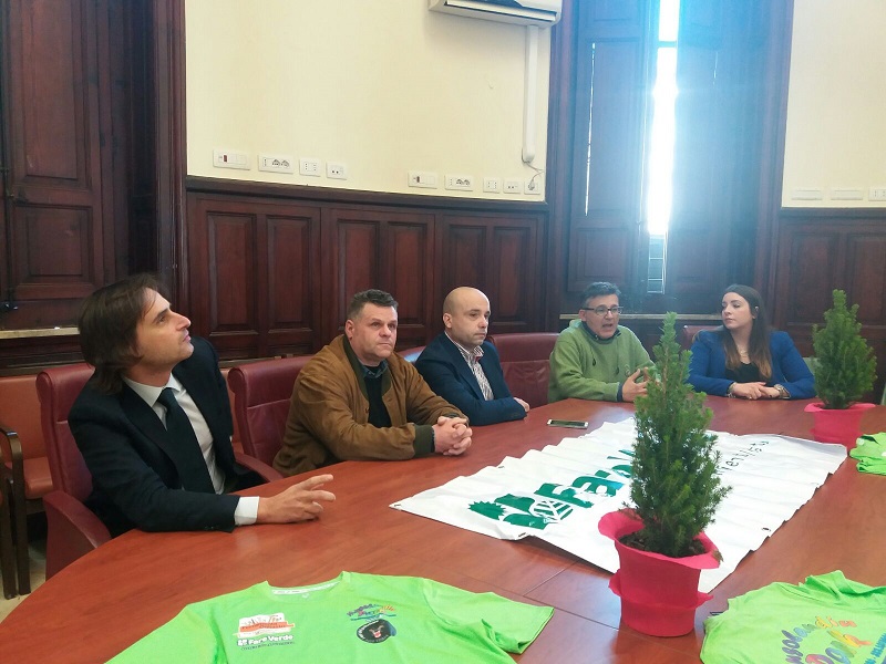 ALBERI DI NATALE FARE VERDE MESSINA (5)