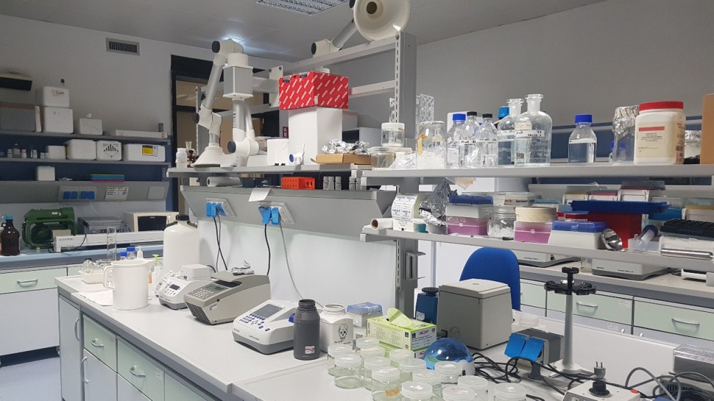 laboratorio genetica agraria