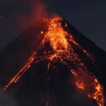 eruzione vulcano mayon