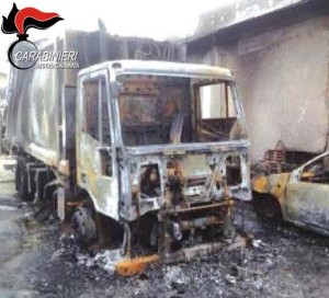 Camion bruciato Condofuri