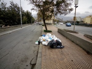 discarica abusiva al Calopinace