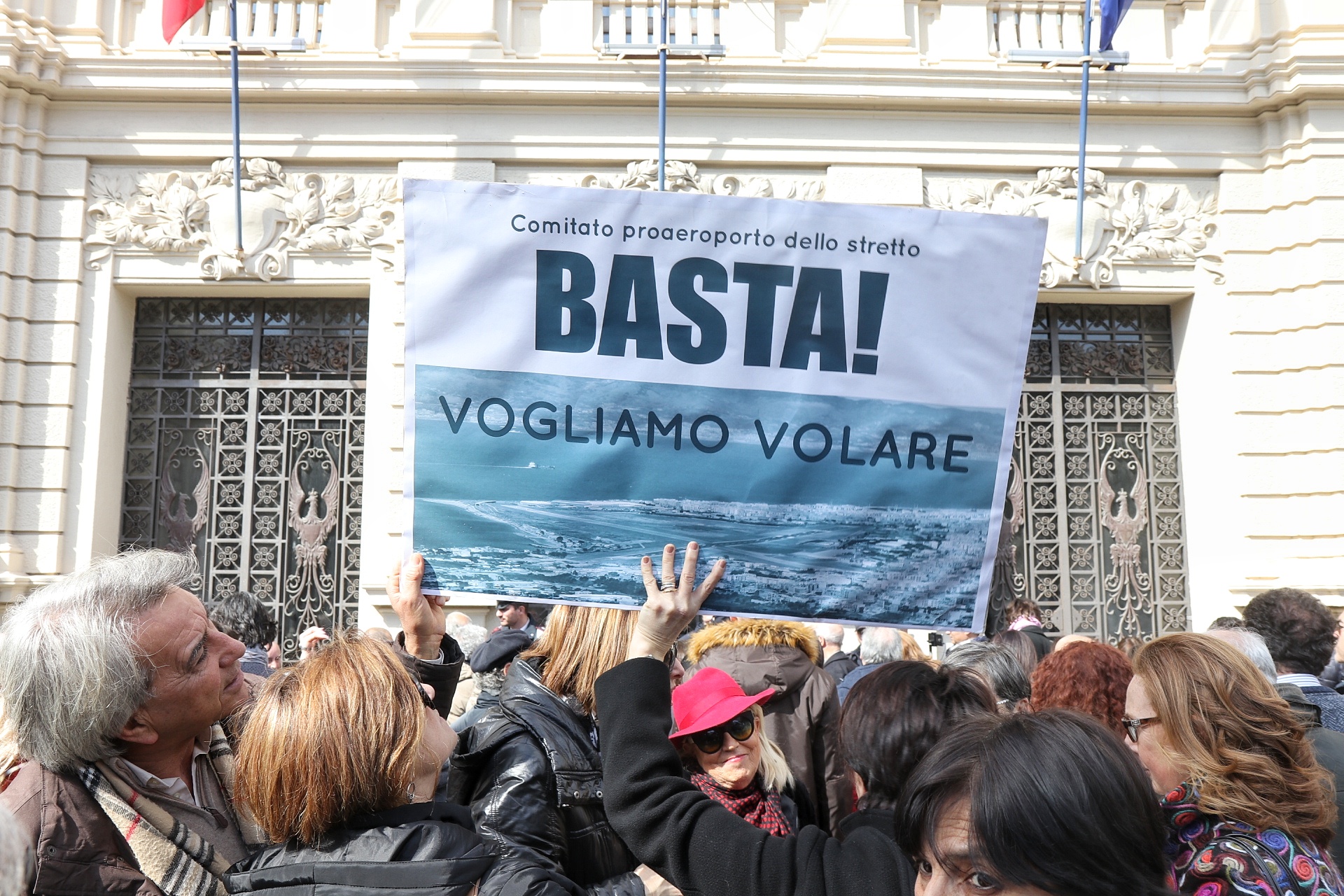 reggio calabria manifestazione aeroporto stretto 24 febbraio 2018 (24)