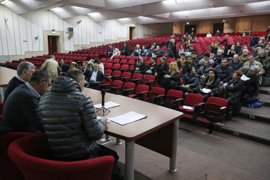 assemblea pubblica