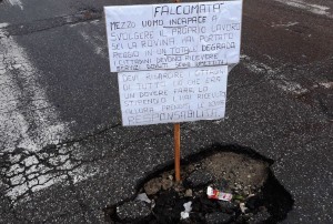 reggio calabria voragine falcomatà (1)