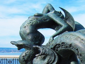 statua bronzea scilla