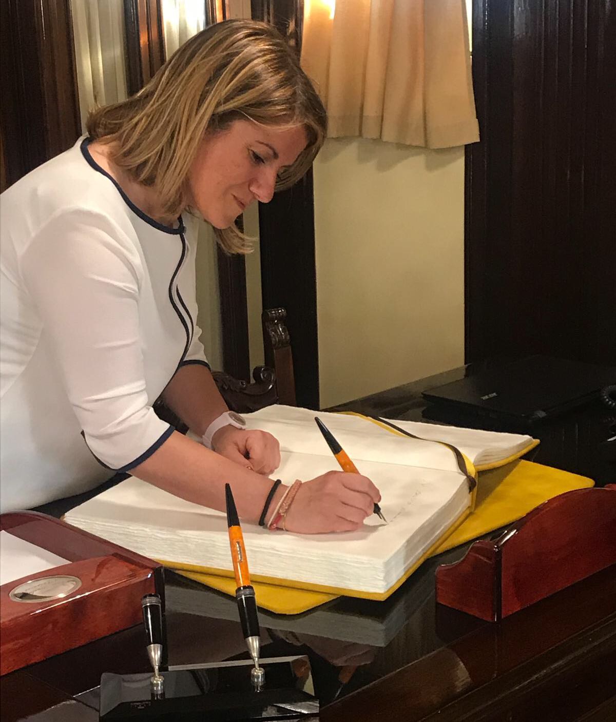 Tripodi Firma del libro d’onore dell’Amerigo Vespucci